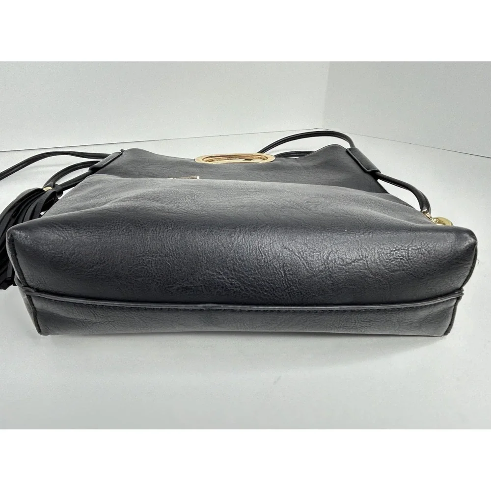 Black Faux Leather Purse Medium Crossbody Metal Handles Chic Inspired Zip Pocket